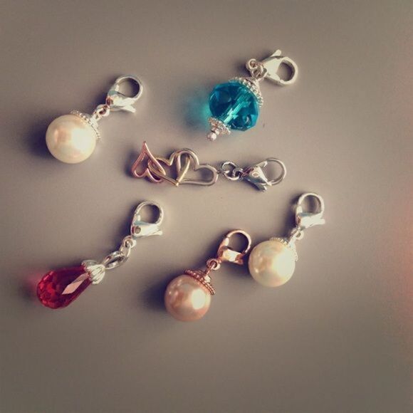 🔴Authentic Origami Owl Dangles   - Picture 1 of 1